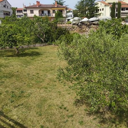 Apartman Avsec Krk Town Esterno foto