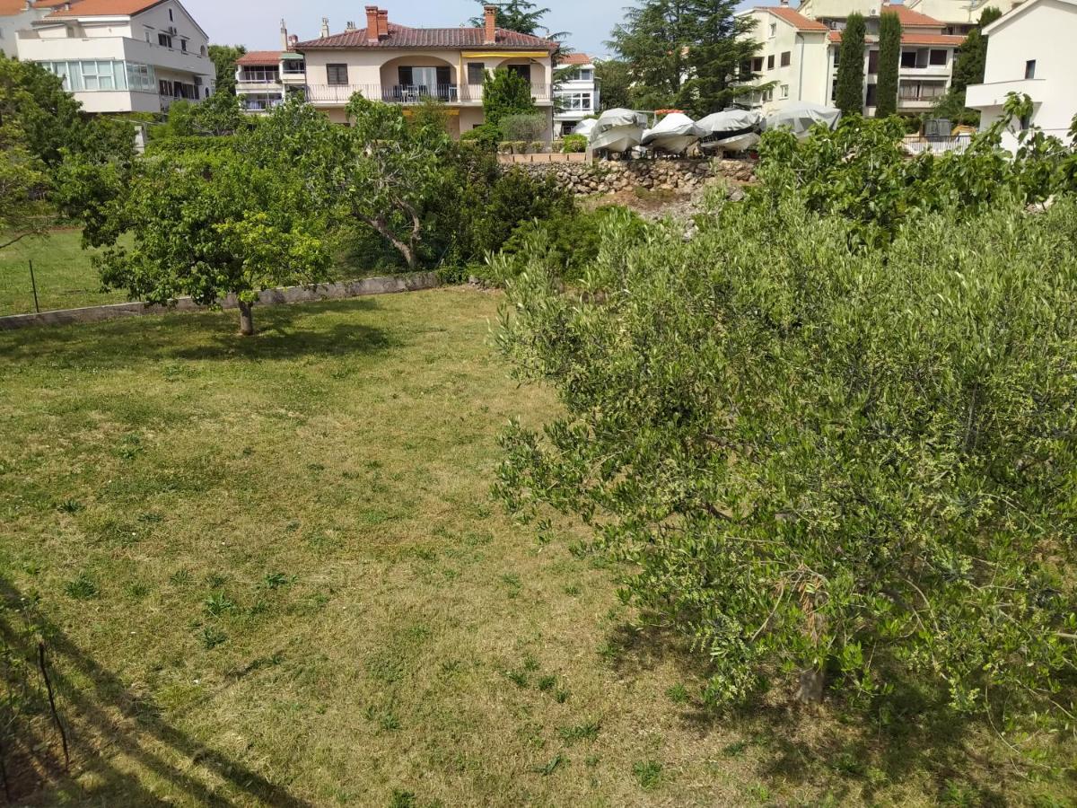 Apartman Avsec Krk Town Esterno foto