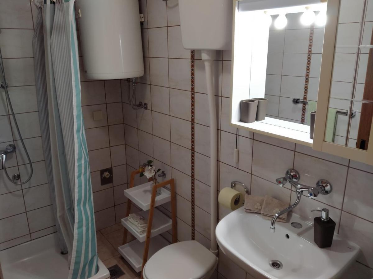 Apartman Avsec Krk Town Esterno foto