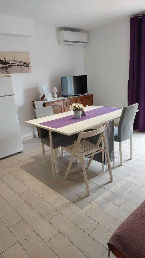Apartman Avsec Krk Town Esterno foto